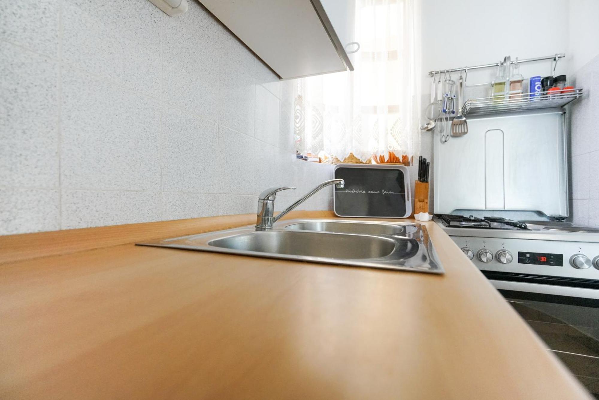 Apartments Osljak Преко Экстерьер фото