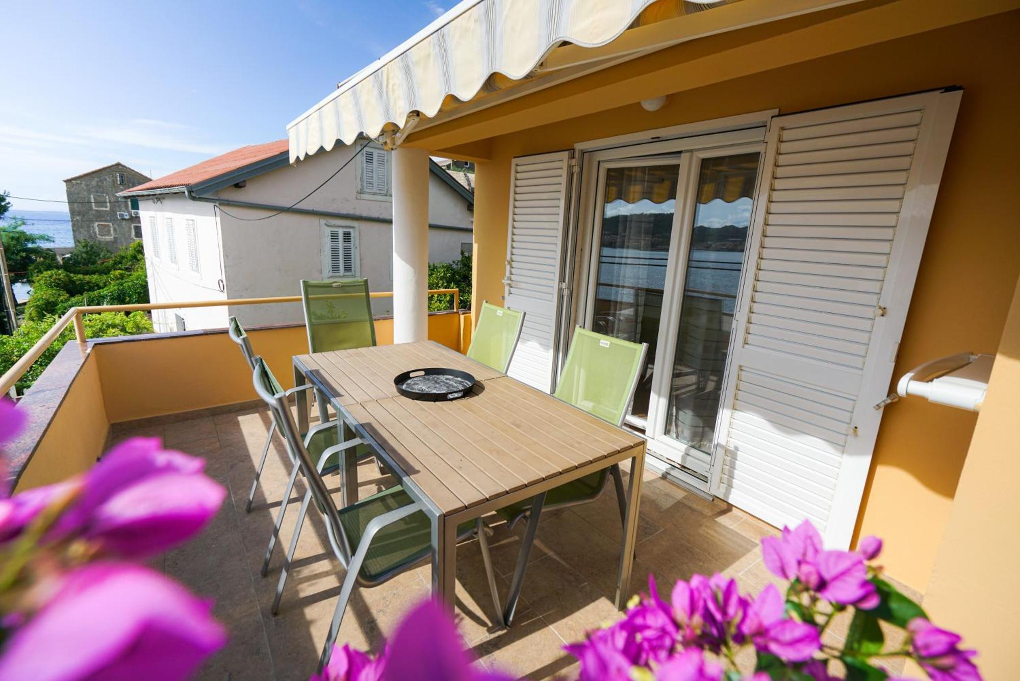 Apartments Osljak Преко Экстерьер фото
