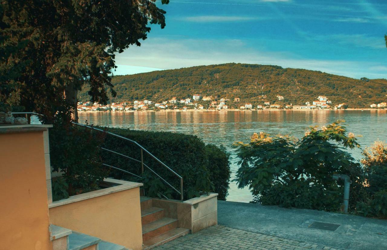 Apartments Osljak Преко Экстерьер фото
